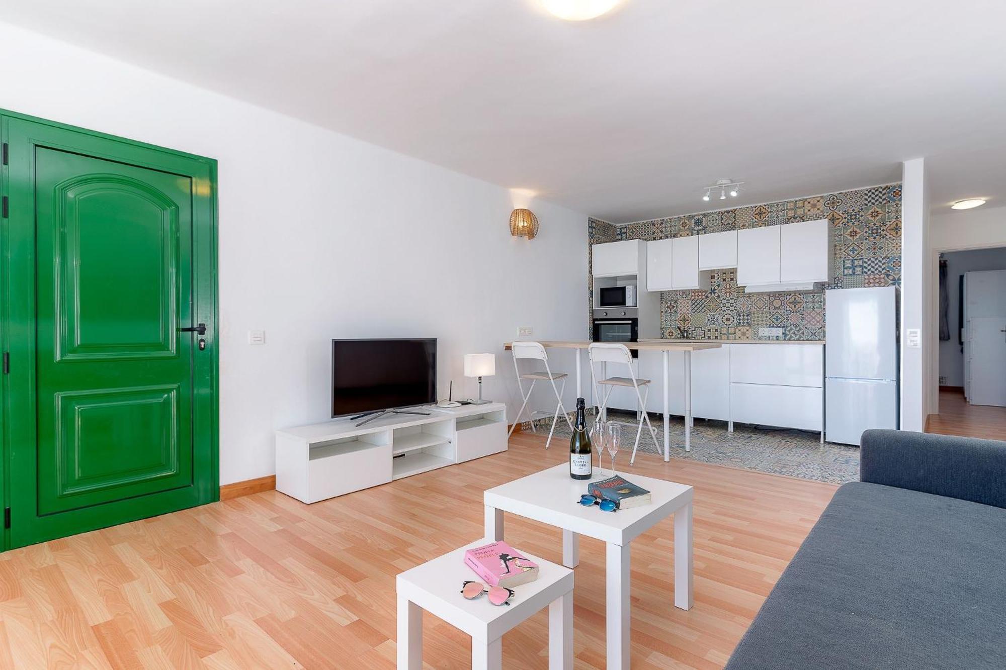 Fantástico apartamento en Las Coronas, gran terraza con vistas al mar y recién reformado completamente Costa Teguise Exterior foto